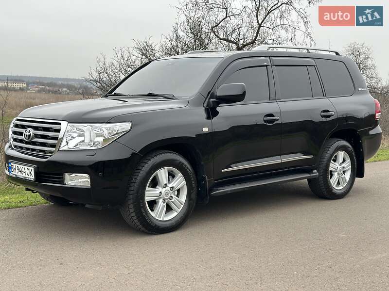 Позашляховик / Кросовер Toyota Land Cruiser 2011 в Одесі