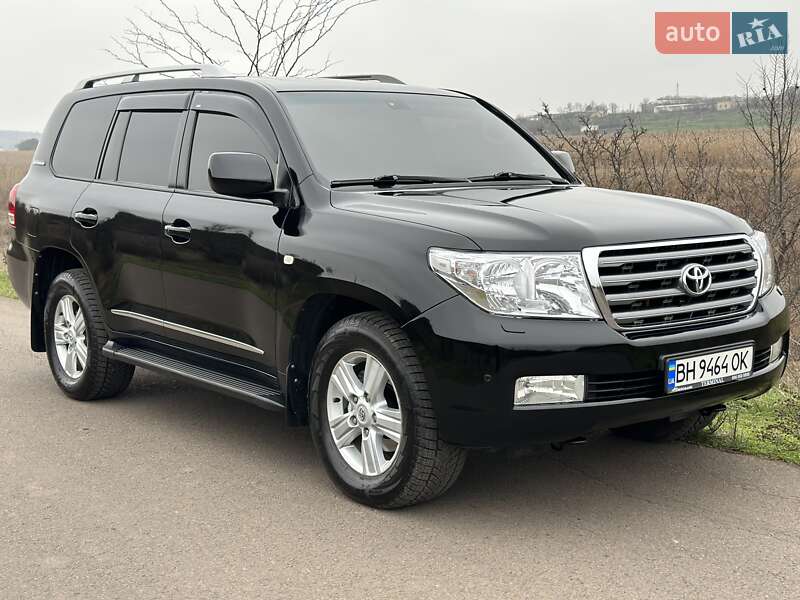 Позашляховик / Кросовер Toyota Land Cruiser 2011 в Одесі