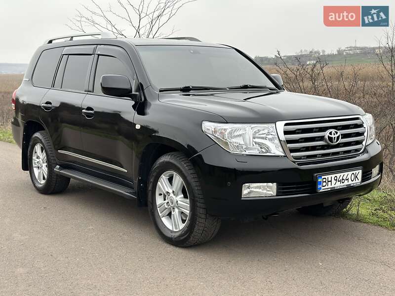 Позашляховик / Кросовер Toyota Land Cruiser 2011 в Одесі