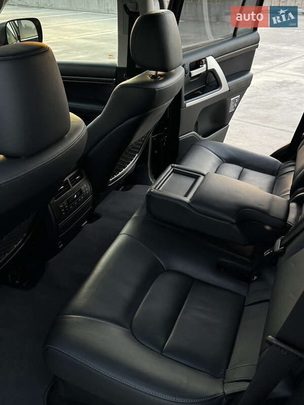 Позашляховик / Кросовер Toyota Land Cruiser 2019 в Києві