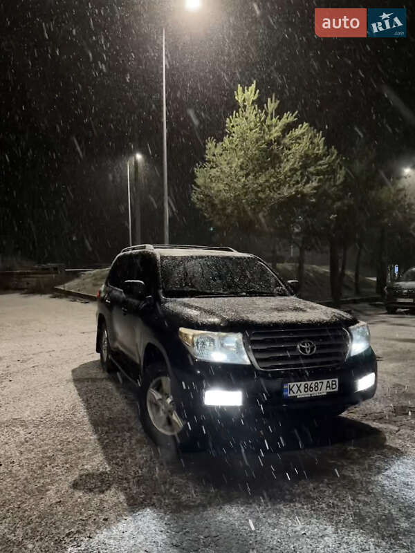Внедорожник / Кроссовер Toyota Land Cruiser 2008 в Шостке