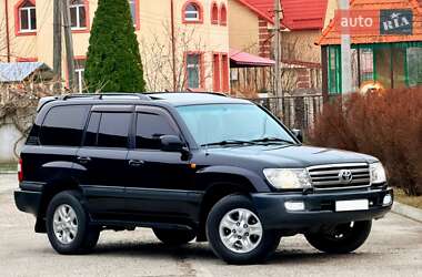 Внедорожник / Кроссовер Toyota Land Cruiser 2005 в Днепре