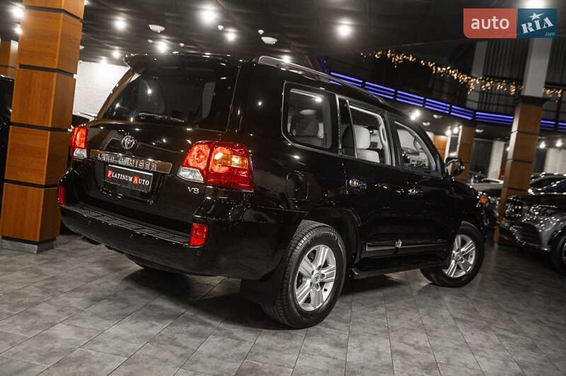 Позашляховик / Кросовер Toyota Land Cruiser 2012 в Одесі фото 13 Позашляховик / Кросовер Toyota Land Cruiser 2012 в Одесі