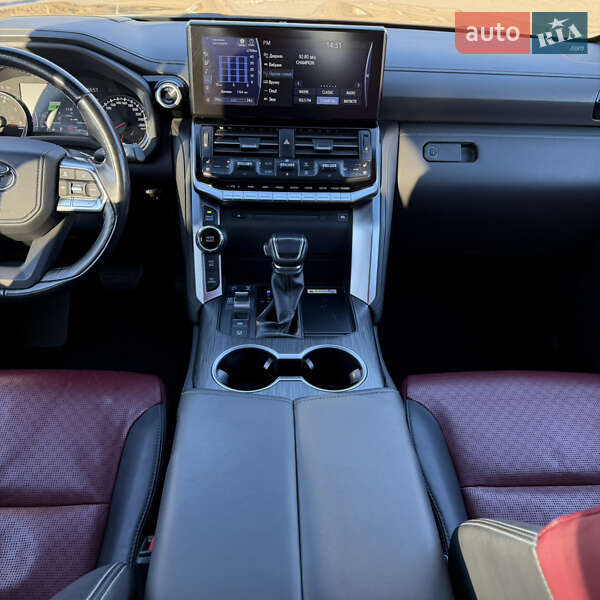 Внедорожник / Кроссовер Toyota Land Cruiser 2023 в Киеве