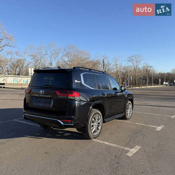 Внедорожник / Кроссовер Toyota Land Cruiser 2023 в Киеве