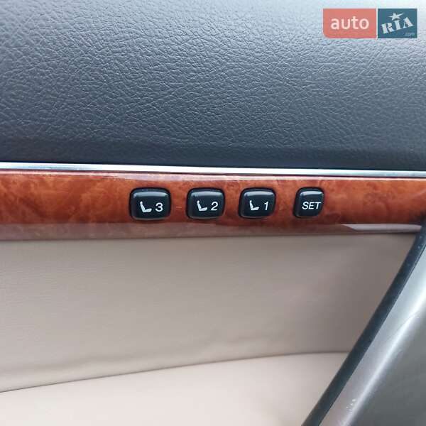 Позашляховик / Кросовер Toyota Land Cruiser 2012 в Рівному фото 24 Позашляховик / Кросовер Toyota Land Cruiser 2012 в Рівному