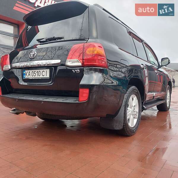 Позашляховик / Кросовер Toyota Land Cruiser 2012 в Рівному фото 39 Позашляховик / Кросовер Toyota Land Cruiser 2012 в Рівному
