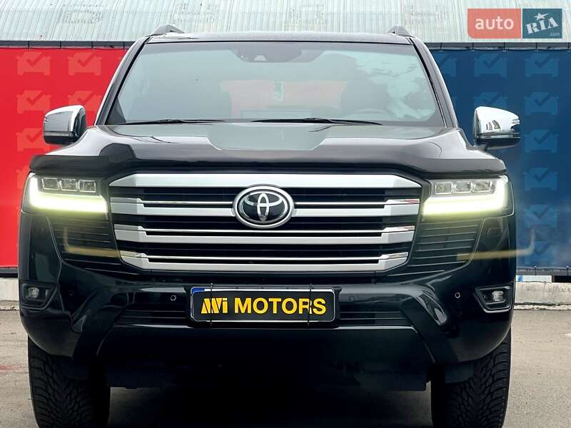 Внедорожник / Кроссовер Toyota Land Cruiser 2021 в Киеве
