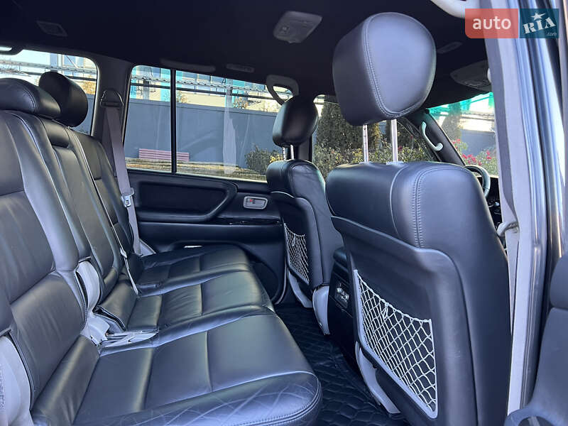 Позашляховик / Кросовер Toyota Land Cruiser 2004 в Дніпрі фото 31 Позашляховик / Кросовер Toyota Land Cruiser 2004 в Дніпрі