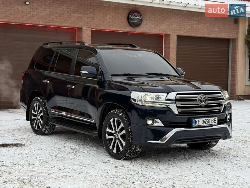 Внедорожник / Кроссовер Toyota Land Cruiser 2016 в Киеве