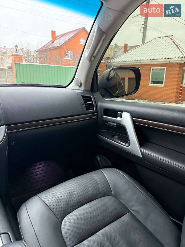 Внедорожник / Кроссовер Toyota Land Cruiser 2016 в Киеве