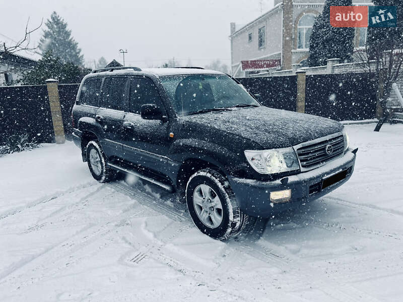 Внедорожник / Кроссовер Toyota Land Cruiser 2006 в Днепре