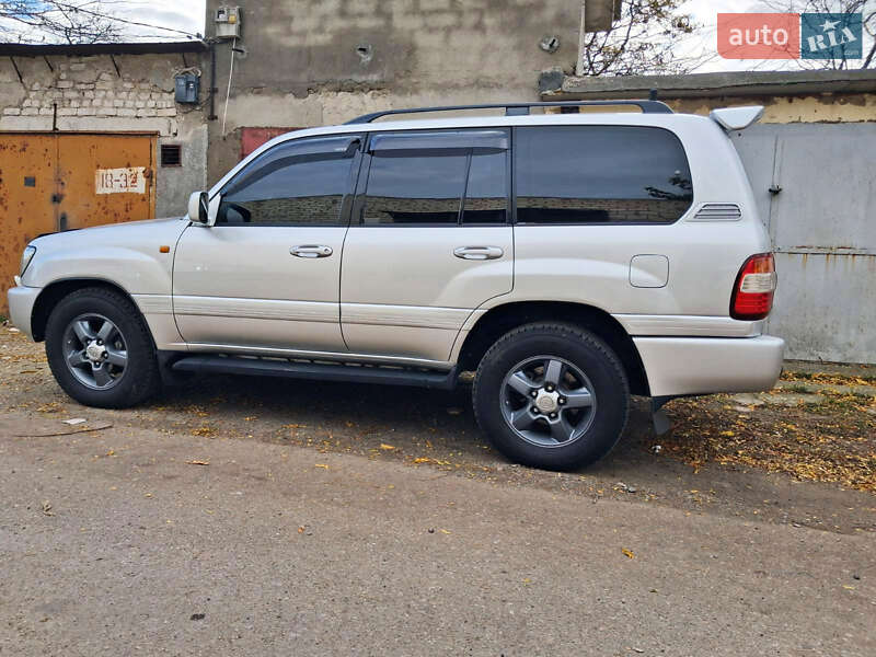 Позашляховик / Кросовер Toyota Land Cruiser 2006 в Одесі фото 2 Позашляховик / Кросовер Toyota Land Cruiser 2006 в Одесі
