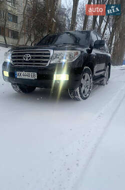 Позашляховик / Кросовер Toyota Land Cruiser 2011 в Харкові