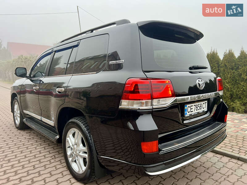 Внедорожник / Кроссовер Toyota Land Cruiser 2007 в Черновцах