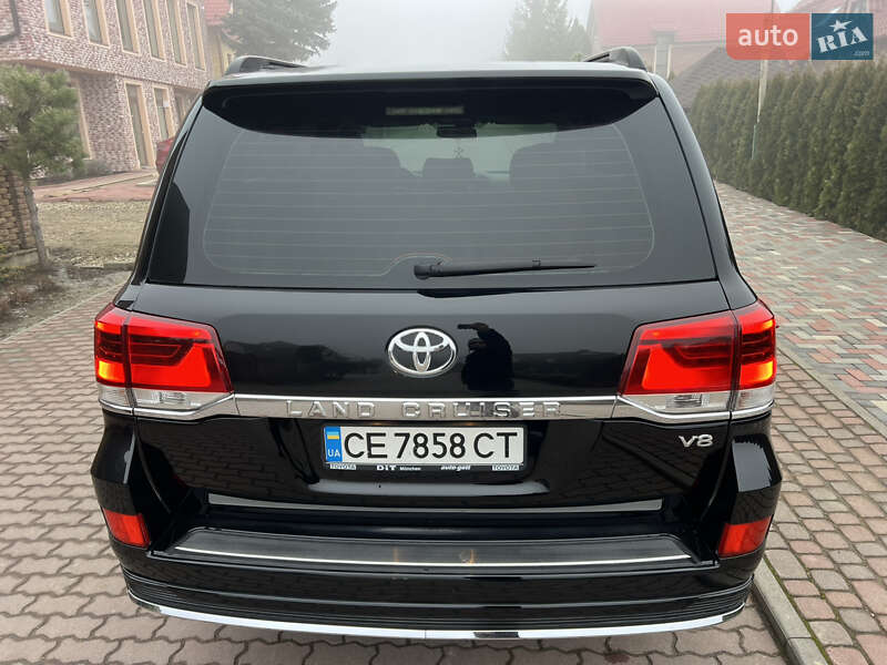 Внедорожник / Кроссовер Toyota Land Cruiser 2007 в Черновцах