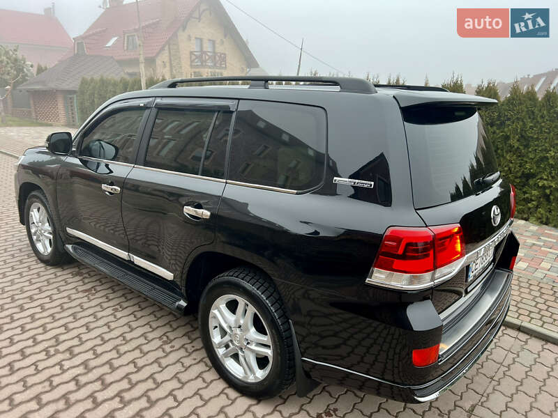 Внедорожник / Кроссовер Toyota Land Cruiser 2007 в Черновцах