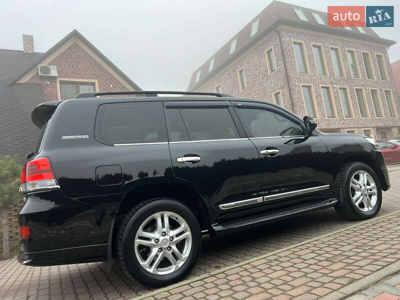 Внедорожник / Кроссовер Toyota Land Cruiser 2007 в Черновцах