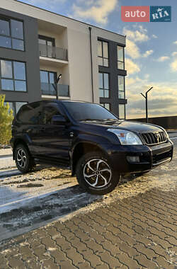 Позашляховик / Кросовер Toyota Land Cruiser 2006 в Ужгороді