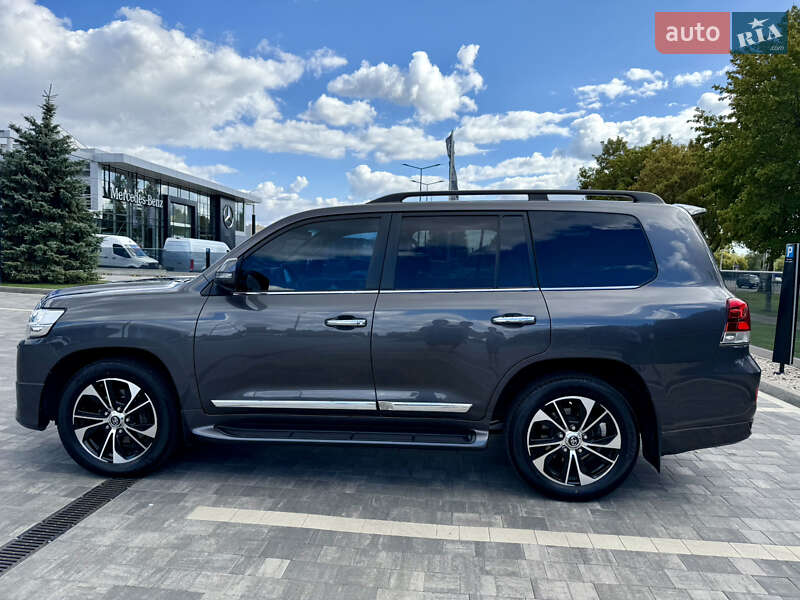 Внедорожник / Кроссовер Toyota Land Cruiser 2020 в Днепре