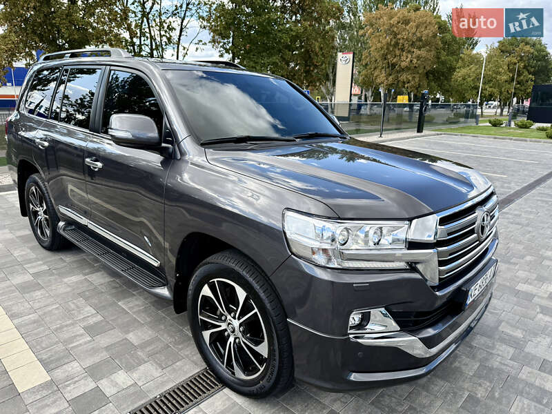Внедорожник / Кроссовер Toyota Land Cruiser 2020 в Днепре