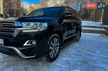 Позашляховик / Кросовер Toyota Land Cruiser 2017 в Харкові