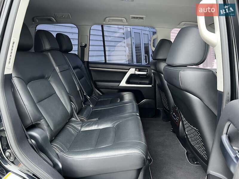 Позашляховик / Кросовер Toyota Land Cruiser 2016 в Києві фото 24 Позашляховик / Кросовер Toyota Land Cruiser 2016 в Києві