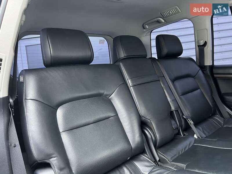 Позашляховик / Кросовер Toyota Land Cruiser 2016 в Києві фото 26 Позашляховик / Кросовер Toyota Land Cruiser 2016 в Києві