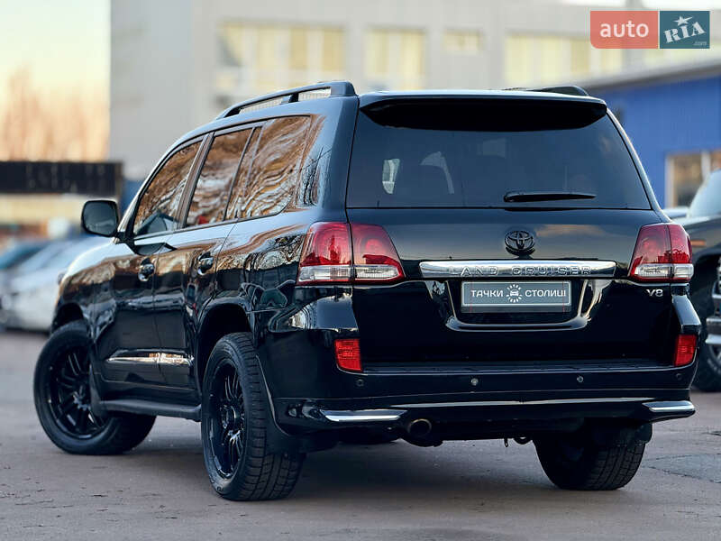 Позашляховик / Кросовер Toyota Land Cruiser 2010 в Києві фото 3 Позашляховик / Кросовер Toyota Land Cruiser 2010 в Києві