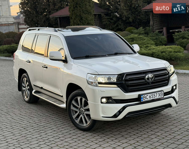 Внедорожник / Кроссовер Toyota Land Cruiser 2016 в Львове фото 13 Внедорожник / Кроссовер Toyota Land Cruiser 2016 в Львове