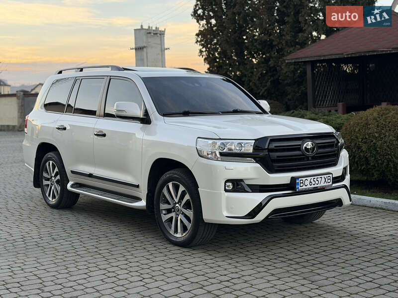 Внедорожник / Кроссовер Toyota Land Cruiser 2016 в Львове фото 19 Внедорожник / Кроссовер Toyota Land Cruiser 2016 в Львове