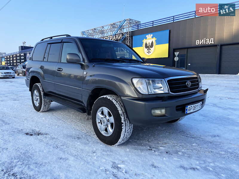 Toyota Land Cruiser 2000