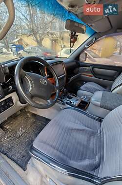 Внедорожник / Кроссовер Toyota Land Cruiser 2004 в Одессе