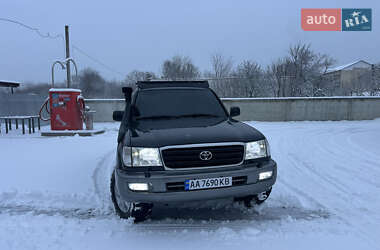 Позашляховик / Кросовер Toyota Land Cruiser 2004 в Ужгороді
