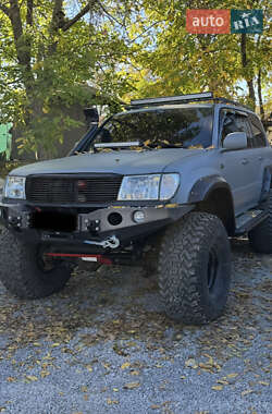 Внедорожник / Кроссовер Toyota Land Cruiser 2002 в Одессе