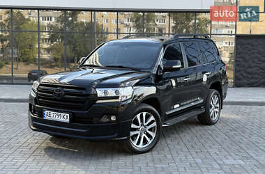 Внедорожник / Кроссовер Toyota Land Cruiser 2018 в Днепре