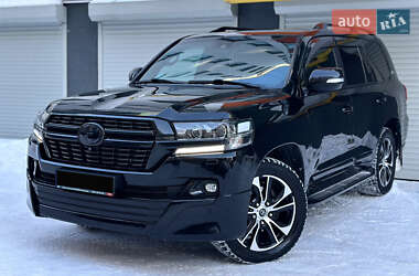 Внедорожник / Кроссовер Toyota Land Cruiser 2020 в Житомире