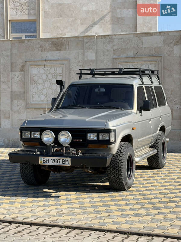 Toyota Land Cruiser 1989