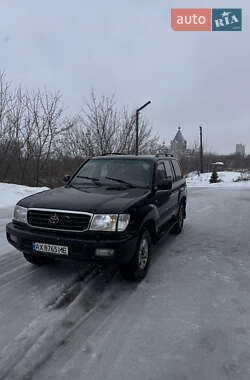 Позашляховик / Кросовер Toyota Land Cruiser 2001 в Харкові