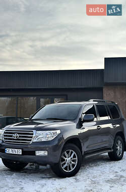 Позашляховик / Кросовер Toyota Land Cruiser 2008 в Чернівцях