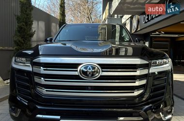 Внедорожник / Кроссовер Toyota Land Cruiser 2023 в Ужгороде