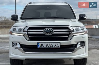 Внедорожник / Кроссовер Toyota Land Cruiser 2019 в Киеве