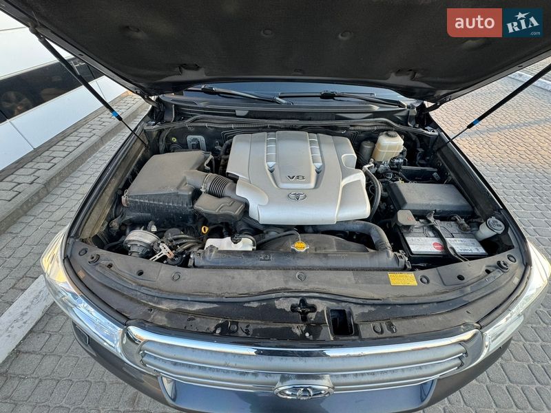 Внедорожник / Кроссовер Toyota Land Cruiser 2011 в Львове