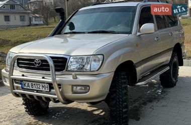 Внедорожник / Кроссовер Toyota Land Cruiser 2001 в Косове