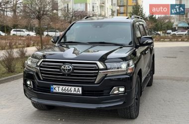Внедорожник / Кроссовер Toyota Land Cruiser 2018 в Ивано-Франковске