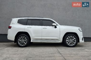 Внедорожник / Кроссовер Toyota Land Cruiser 2022 в Киеве