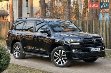 Внедорожник / Кроссовер Toyota Land Cruiser 2015 в Киеве