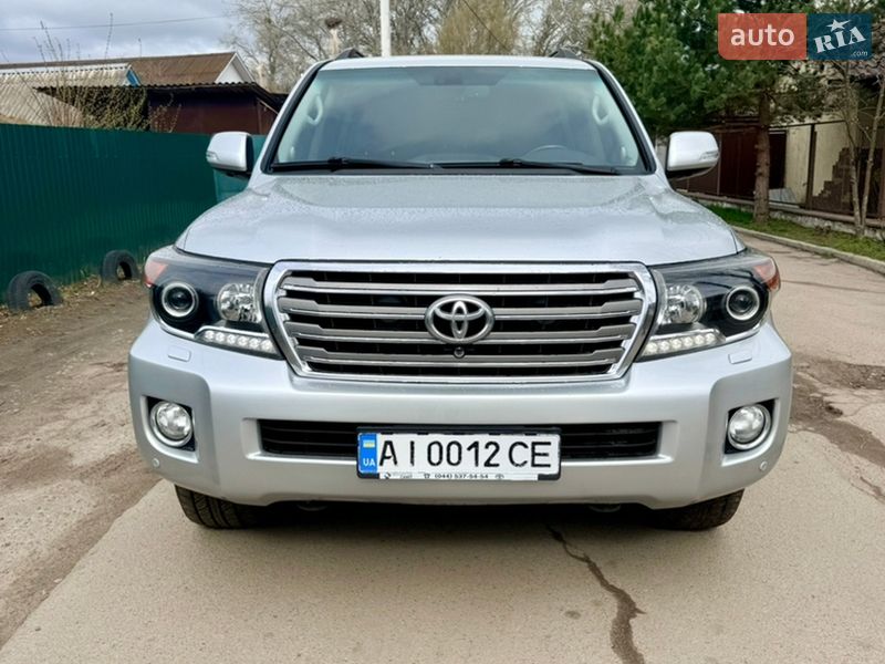 Toyota Land Cruiser 2012