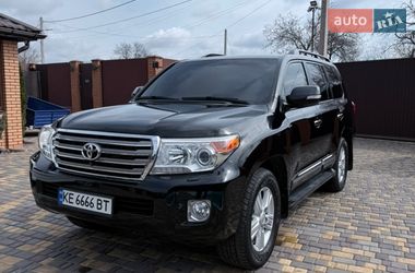 Внедорожник / Кроссовер Toyota Land Cruiser 2013 в Кривом Роге