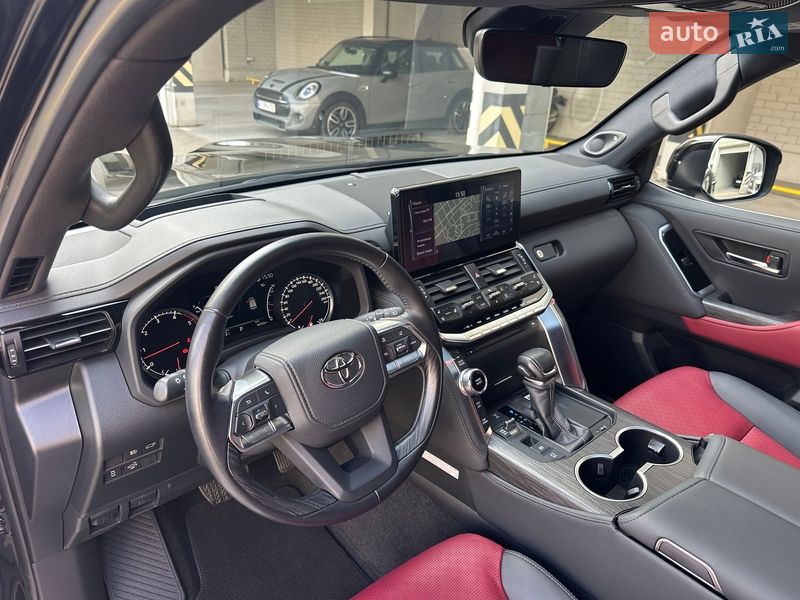 Внедорожник / Кроссовер Toyota Land Cruiser 2023 в Киеве
